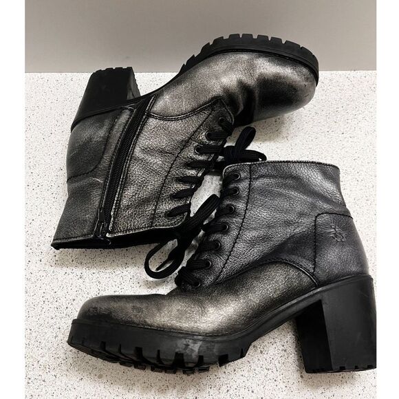 Women's Sommerkind Gray Metallic Boots Size 40/9.5 - Picture 1 of 8